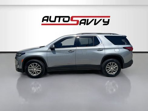 Used 2023 Chevrolet Traverse LT FWD image 4