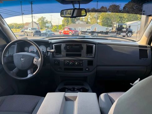 Used 2007 Dodge Ram 1500 Truck SLT AWD/4WD image 9