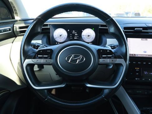 Used 2024 Hyundai Tucson Limited image 11
