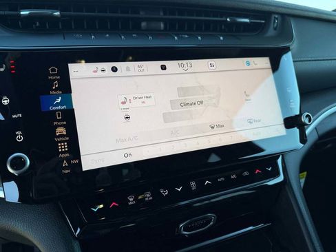 New 2026 Jeep Grand Cherokee Altitude image 35