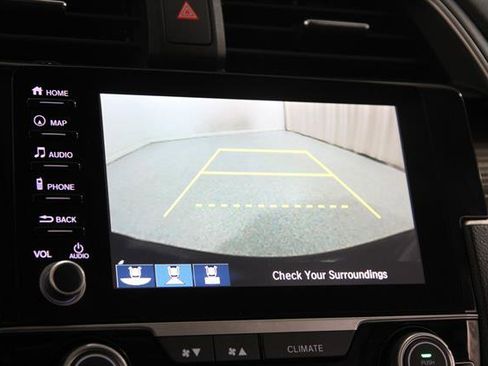 Used 2019 Honda Civic Touring image 14