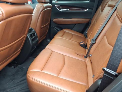 Used 2019 Cadillac XT5 Luxury image 17