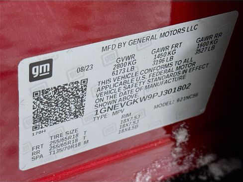 Used 2023 Chevrolet Traverse LT w/ LPO, Floor Liner Package image 32