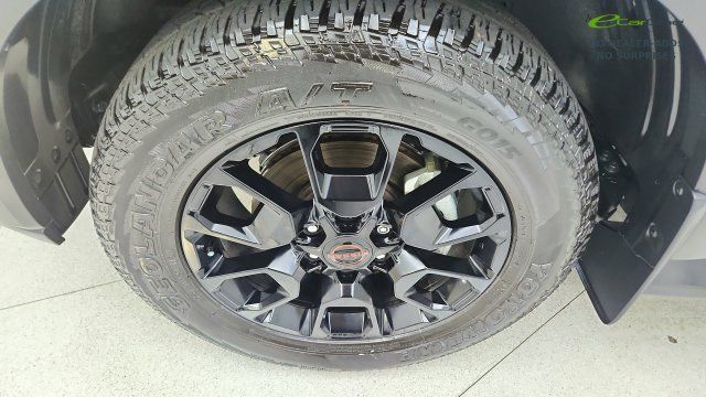 Used 2026 Nissan Armada PRO-4X w/ Captain's Chari Seat Package AWD/4WD image 58