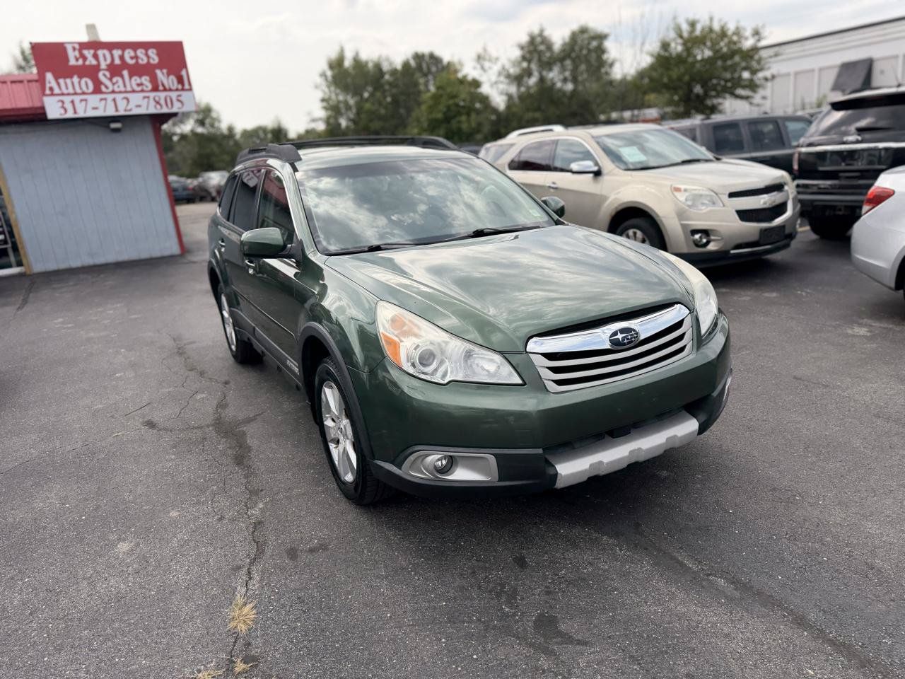 Used 2012 Subaru Outback 3.6R Limited AWD/4WD image 4