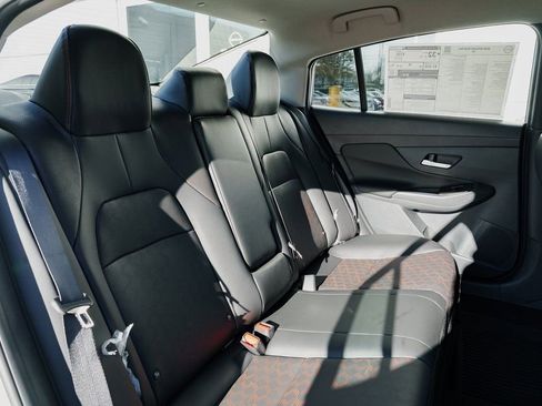 New 2026 Nissan Sentra SR w/ SR Premium Package FWD image 24