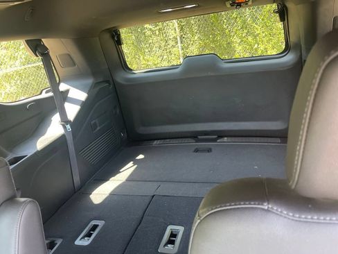Used 2021 Chevrolet Tahoe Z71 AWD/4WD image 19