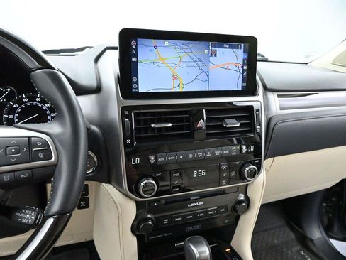 Used 2023 Lexus GX 460 Luxury AWD/4WD image 17