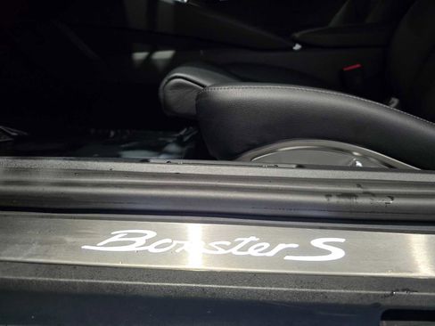 Used 2024 Porsche 718 Boxster S image 23