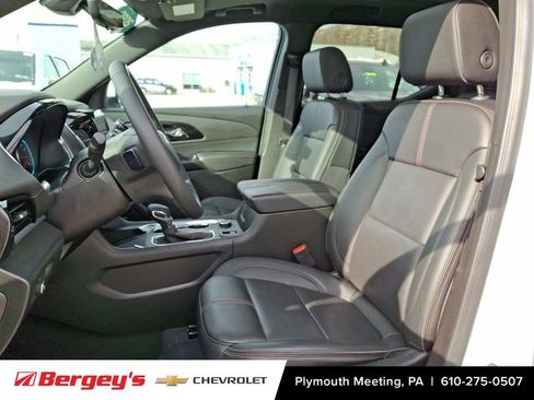 Certified 2023 Chevrolet Traverse RS image 16