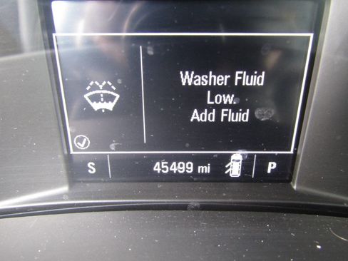 Used 2021 Chevrolet Equinox LS image 18