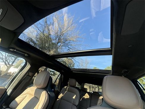 New 2025 Lincoln Navigator Black Label image 22