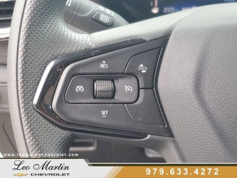 Used 2025 Chevrolet TrailBlazer LT AWD/4WD image 21