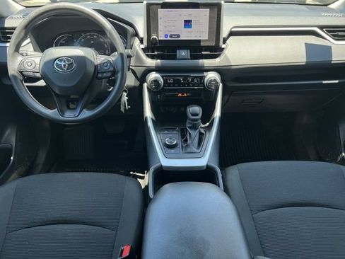 Used 2024 Toyota RAV4 LE AWD/4WD image 17