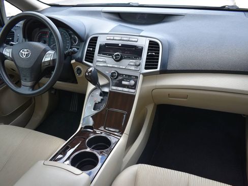 Used 2009 Toyota Venza AWD image 29