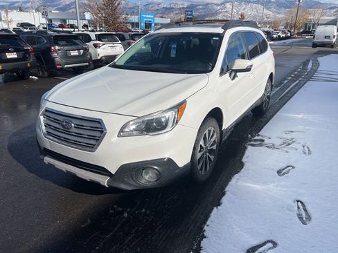 Used 2016 Subaru Outback 2.5i Limited image 1