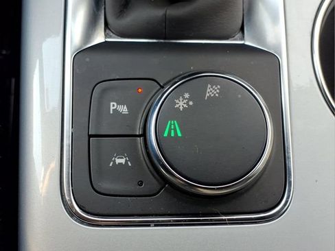 Used 2024 Chevrolet Blazer LT w/ Convenience Package FWD image 22