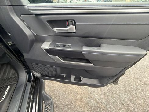 Used 2023 Toyota Tundra Platinum AWD/4WD image 49