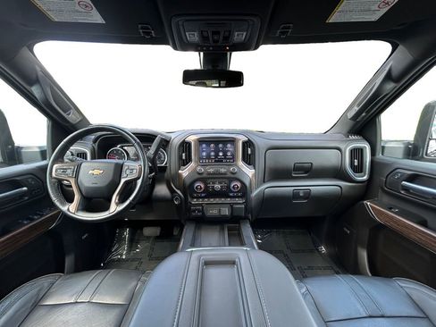 Used 2022 Chevrolet Silverado 3500 High Country w/ Safety Package II image 12