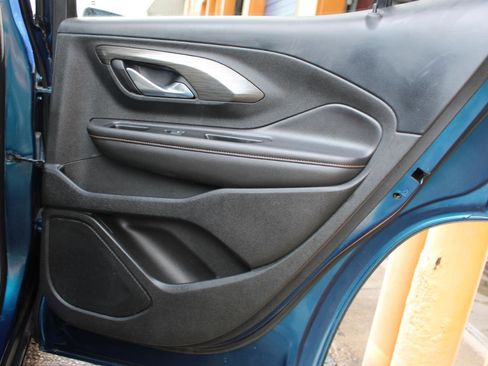 Used 2020 GMC Terrain SLT image 40