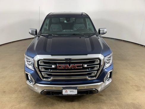 Used 2022 GMC Sierra 1500 SLT w/ Driver Alert Package II AWD/4WD image 4