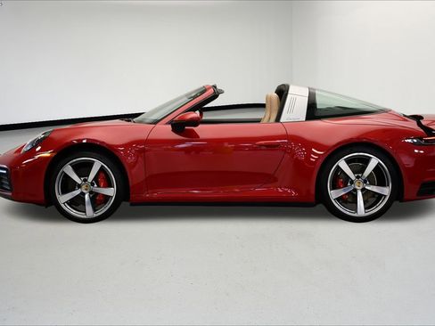 Used 2021 Porsche 911 Targa 4S image 12