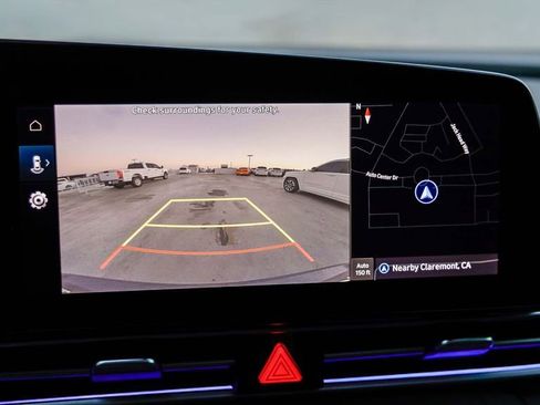 Used 2024 Hyundai Elantra SEL w/ Convenience Package image 29