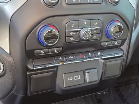 Certified 2021 Chevrolet Silverado 1500 LT w/ Bed Protection Package image 22