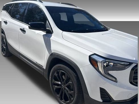 Used 2021 GMC Terrain SLE w/ Driver Convenience Package image 19