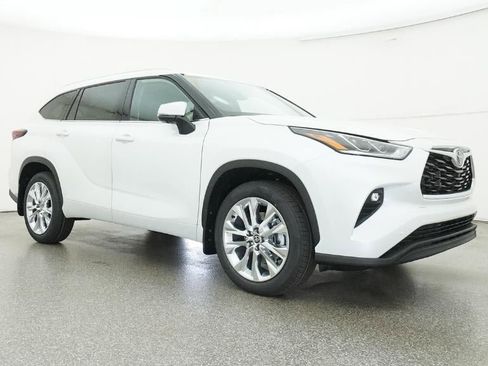 New 2026 Toyota Highlander Limited AWD/4WD image 29