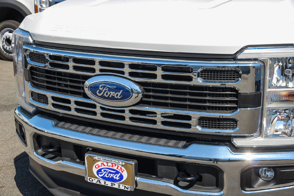 New 2024 Ford F550 2WD Regular Cab Super Duty image 12