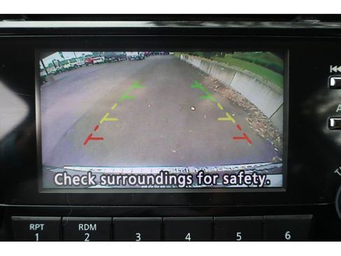Used 2015 Nissan Rogue SV AWD/4WD image 13