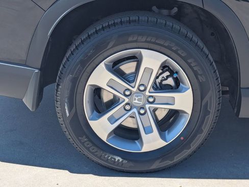 Certified 2025 Honda Pilot EX-L image 7