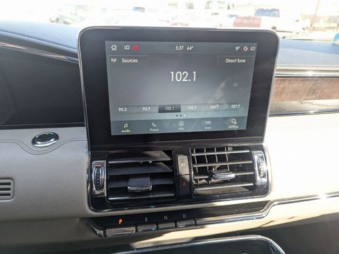 Used 2021 Lincoln Navigator L Reserve image 11