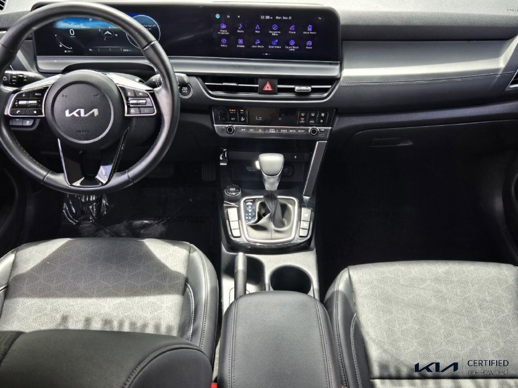 Certified 2024 Kia Seltos EX FWD image 12