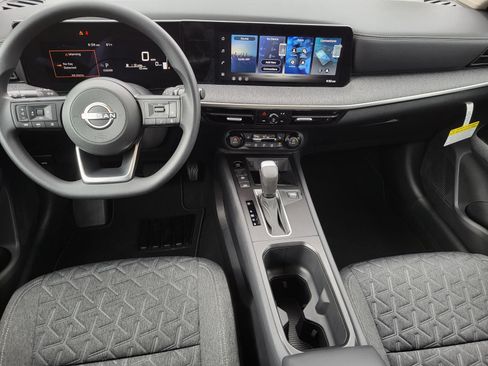 New 2026 Nissan Kicks SV w/ Cold Weather Package FWD image 14