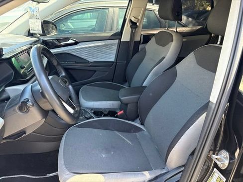 Certified 2023 Volkswagen Taos S AWD/4WD image 7