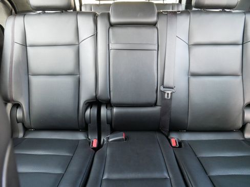 Certified 2025 Dodge Durango GT image 13