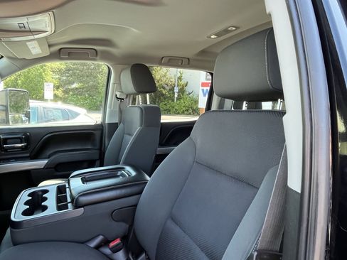 Used 2015 Chevrolet Silverado 2500 LT w/ LT Fleet Convenience Package AWD/4WD image 18