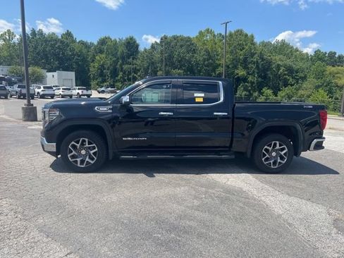 Used 2023 GMC Sierra 1500 SLT AWD/4WD image 5
