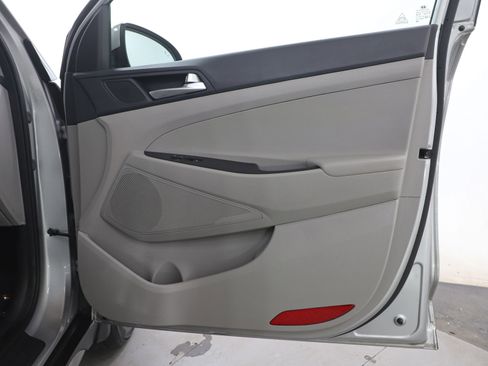 Used 2020 Hyundai Tucson SEL image 11