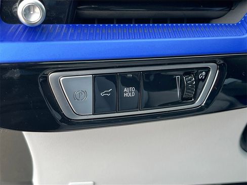 New 2026 Cadillac Optiq Luxury 1 image 9