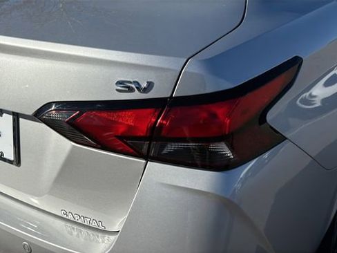 Used 2023 Nissan Versa SV image 35
