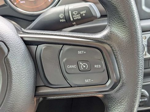Used 2023 Jeep Gladiator Sport AWD/4WD image 22