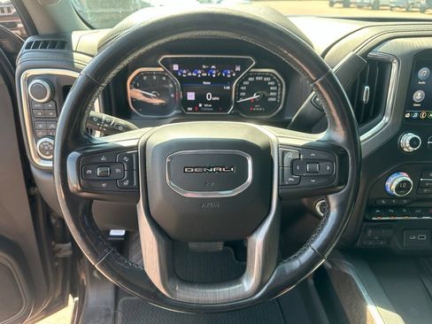Used 2019 GMC Sierra 1500 Denali w/ Denali Ultimate Package AWD/4WD image 15