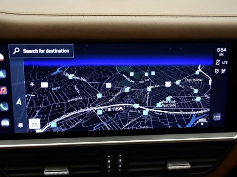 Used 2023 Porsche Cayenne Platinum Edition image 32