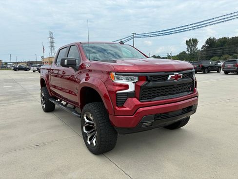 Used 2024 Chevrolet Silverado 1500 RST w/ Convenience Package II AWD/4WD image 4