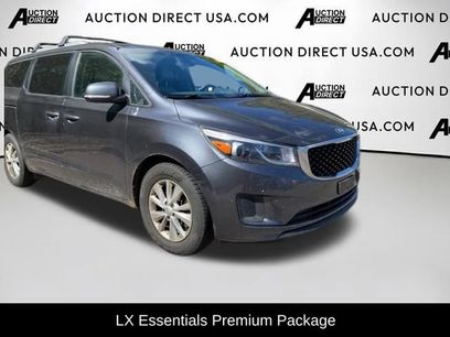 Used 2017 Kia Sedona LX w/ LX Essentials Premium Package