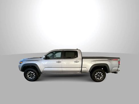 Certified 2023 Toyota Tacoma TRD Off-Road image 5