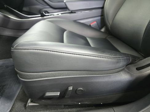 Used 2019 Tesla Model 3 RWD image 23